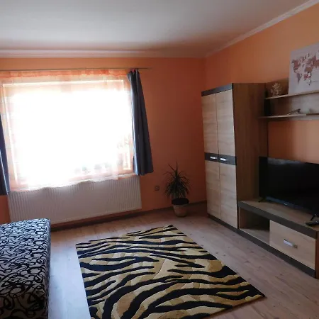 Apartment Lovas Vendeghaz Obanya